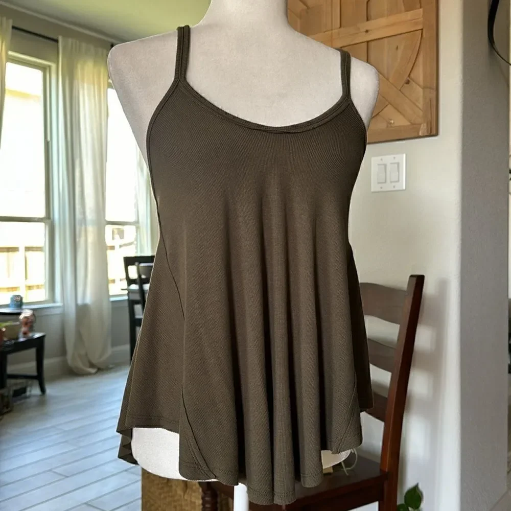 NWOT Free People Rock your world Tank Olive Green Flowy Strappy XS Viscose Relax